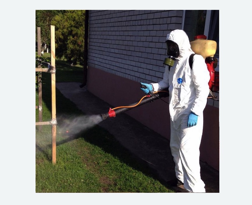 травля клещей на участке в Болгаре